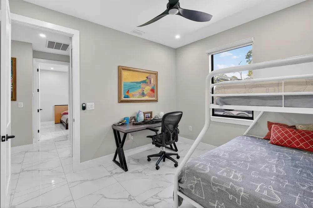 3263 SE 40th Ave Avenue SE Naples, FL 34117