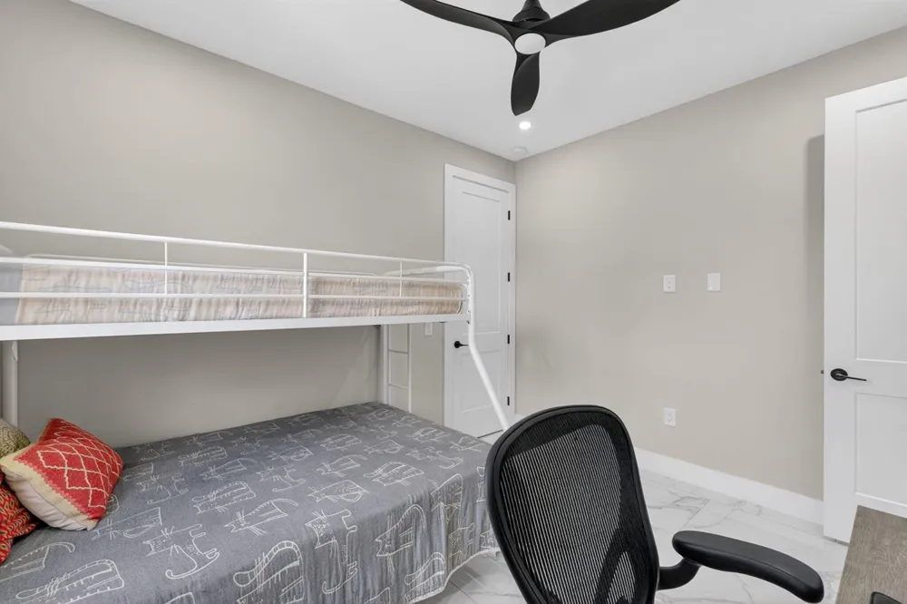 3263 SE 40th Ave Avenue SE Naples, FL 34117