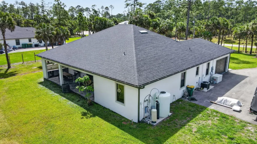 3263 SE 40th Ave Avenue SE Naples, FL 34117