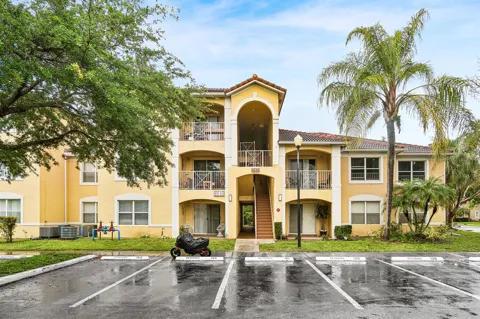 5640 NW 61st Street NW #1411