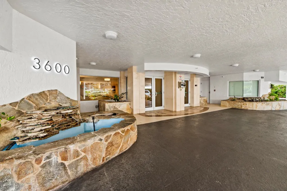 3600 S Ocean Boulevard #Ph 601 South Palm Beach, FL 33480