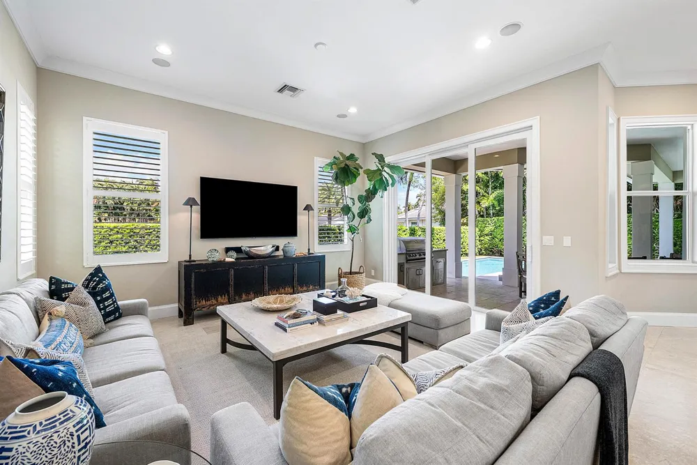 33 Spanish River Drive Ocean Ridge, FL 33435