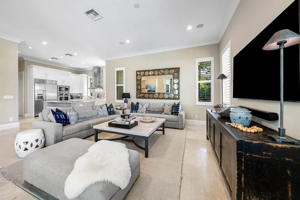 33 Spanish River Drive Ocean Ridge, FL 33435