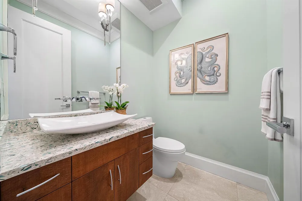 33 Spanish River Drive Ocean Ridge, FL 33435