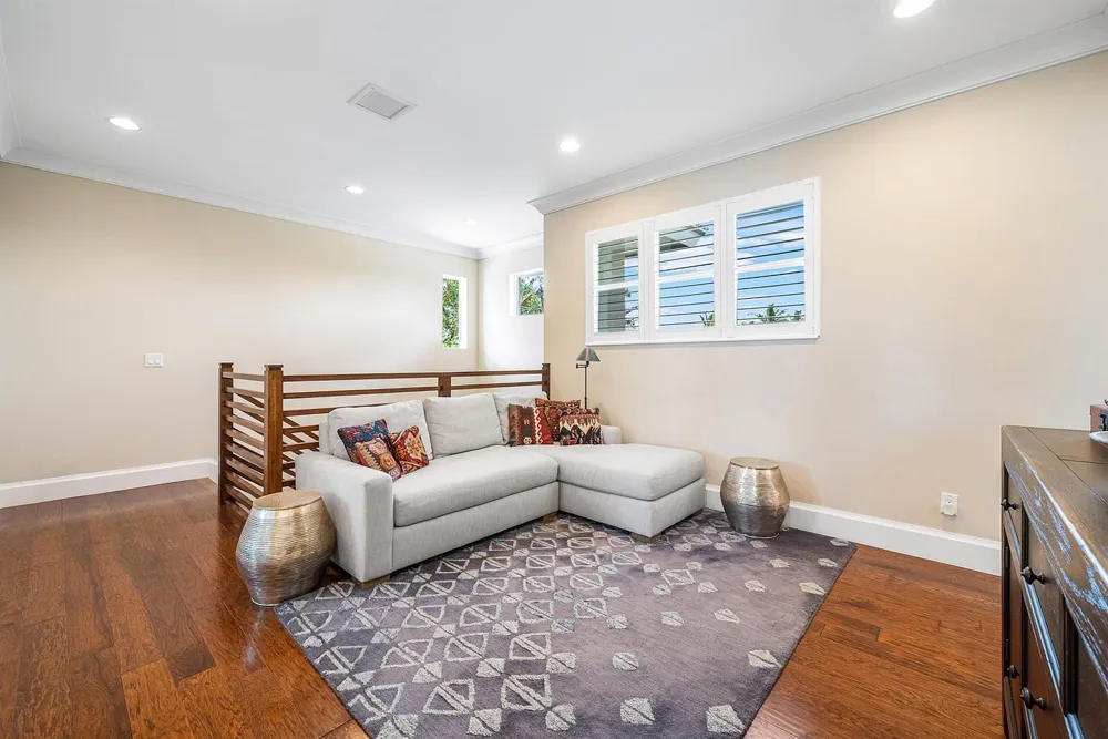 33 Spanish River Drive Ocean Ridge, FL 33435