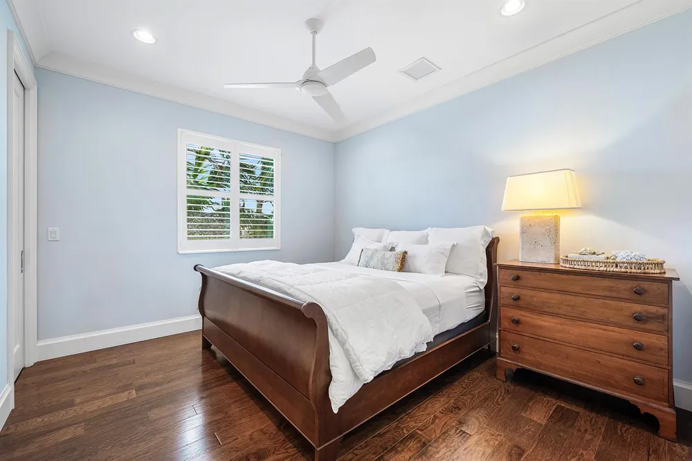 33 Spanish River Drive Ocean Ridge, FL 33435