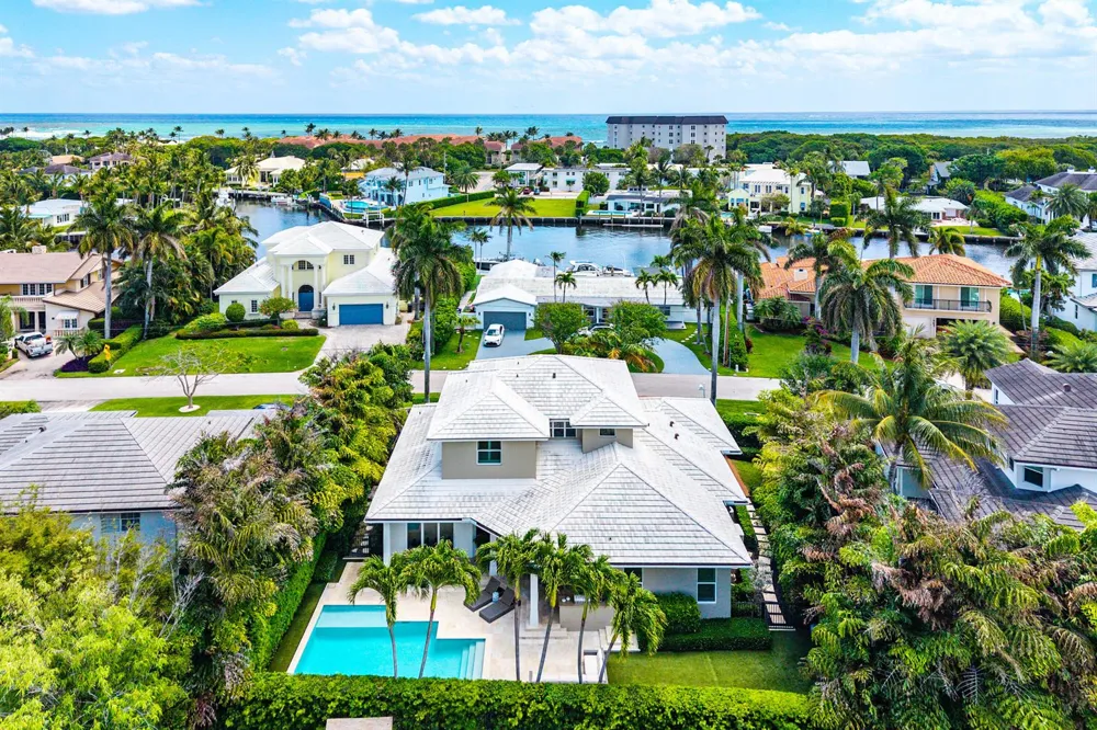 33 Spanish River Drive Ocean Ridge, FL 33435