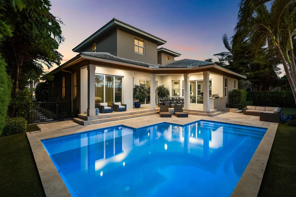 33 Spanish River Drive Ocean Ridge, FL 33435