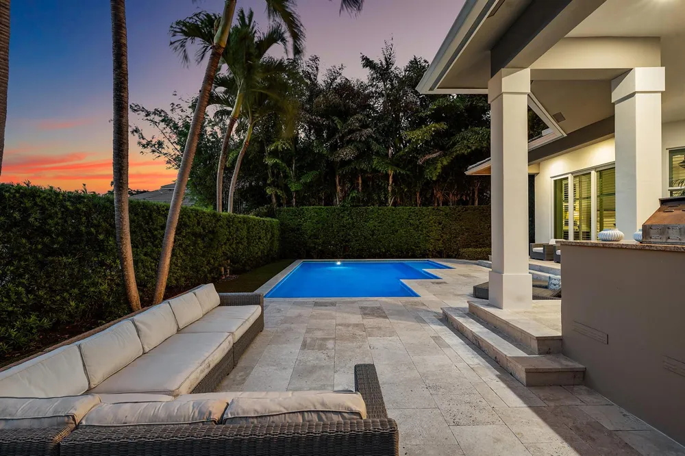 33 Spanish River Drive Ocean Ridge, FL 33435