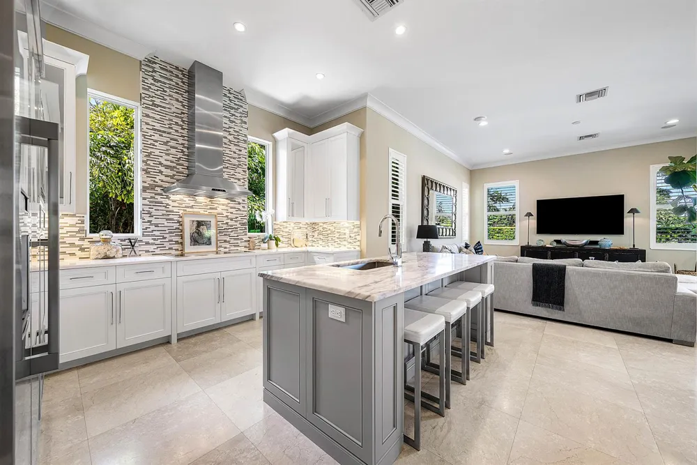 33 Spanish River Drive Ocean Ridge, FL 33435