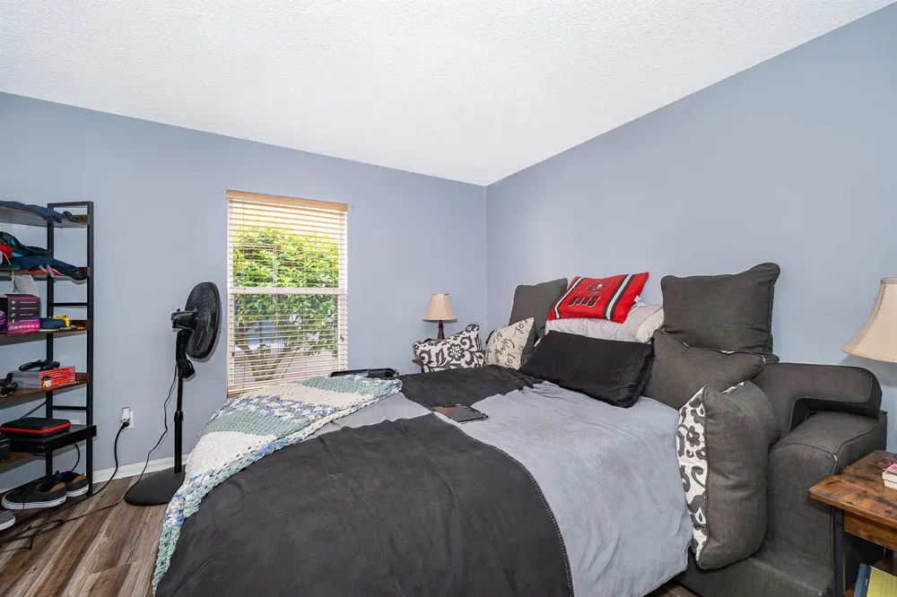 2591 Dover Glen Circle Orlando, FL 32828