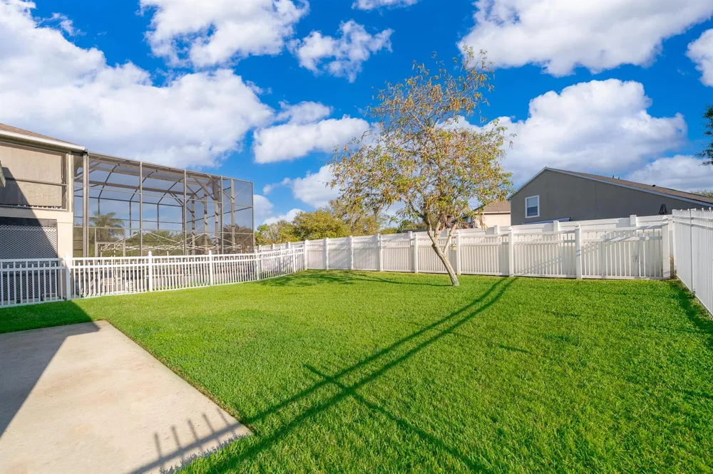 2591 Dover Glen Circle Orlando, FL 32828