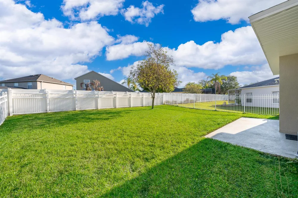 2591 Dover Glen Circle Orlando, FL 32828