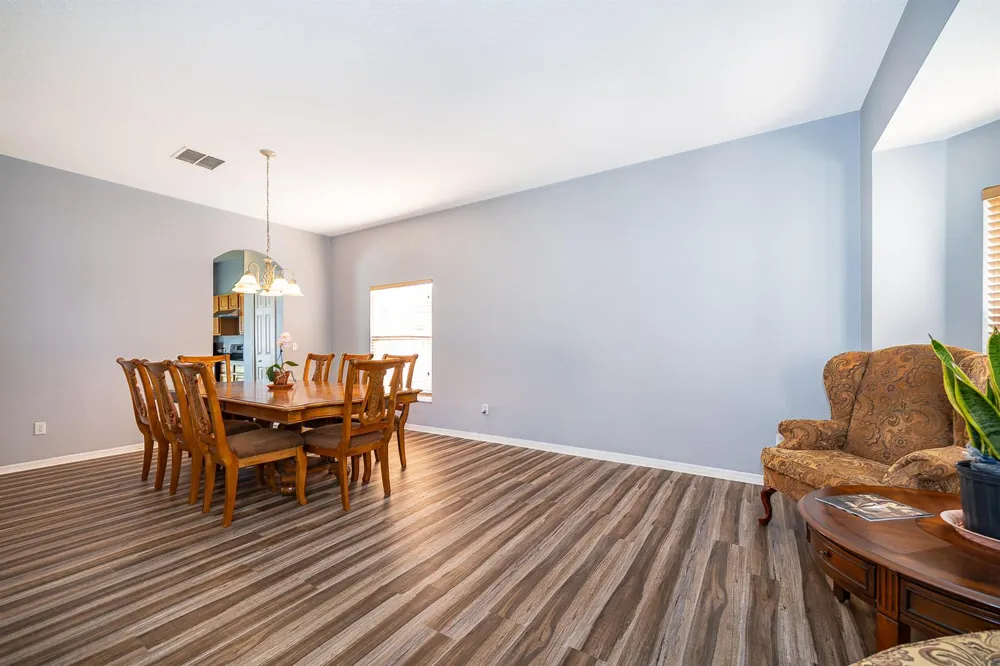 2591 Dover Glen Circle Orlando, FL 32828