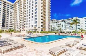 1900 S Ocean Boulevard #8l Lauderdale By The Sea, FL 33062