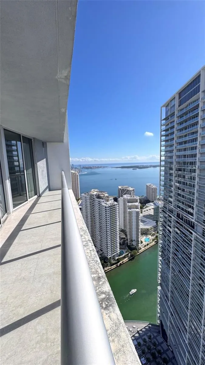 475 Brickell Avenue #4913 Miami, FL 33131