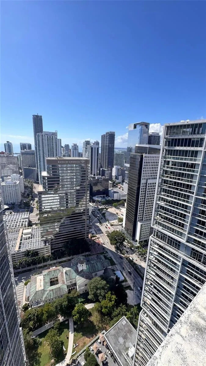 475 Brickell Avenue #4913 Miami, FL 33131