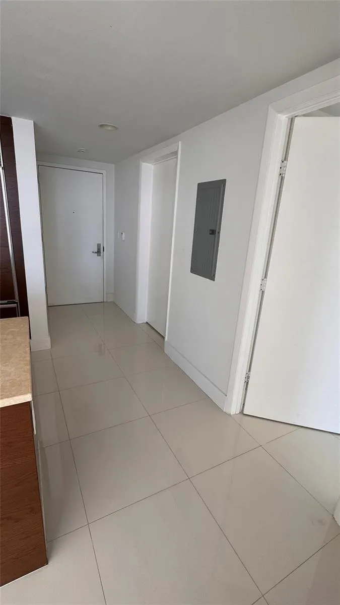 475 Brickell Avenue #4913 Miami, FL 33131