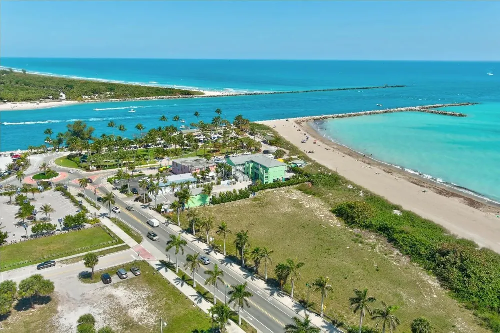 355 S Ocean Drive #602 Hutchinson Island, FL 34949