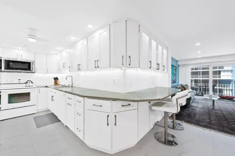 3215 S Ocean Boulevard #508