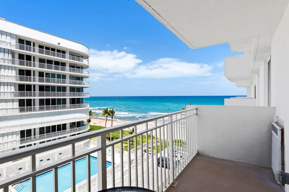 3215 S Ocean Boulevard #508 Highland Beach, FL 33487