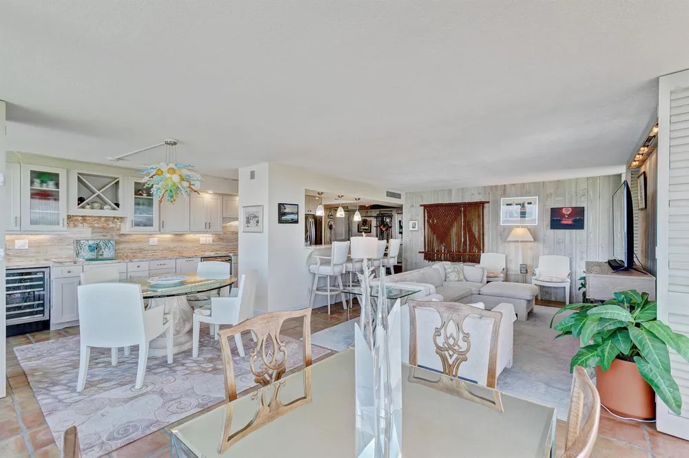 5550 Ocean Drive #12c Singer Island, FL 33404