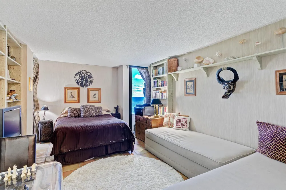 5550 Ocean Drive #12c Singer Island, FL 33404