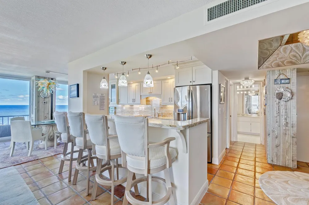 5550 Ocean Drive #12c Singer Island, FL 33404