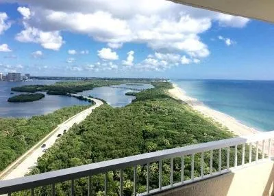 5550 Ocean Drive #12c Singer Island, FL 33404