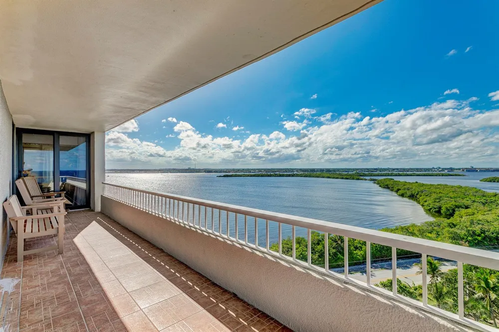 5550 Ocean Drive #12c Singer Island, FL 33404