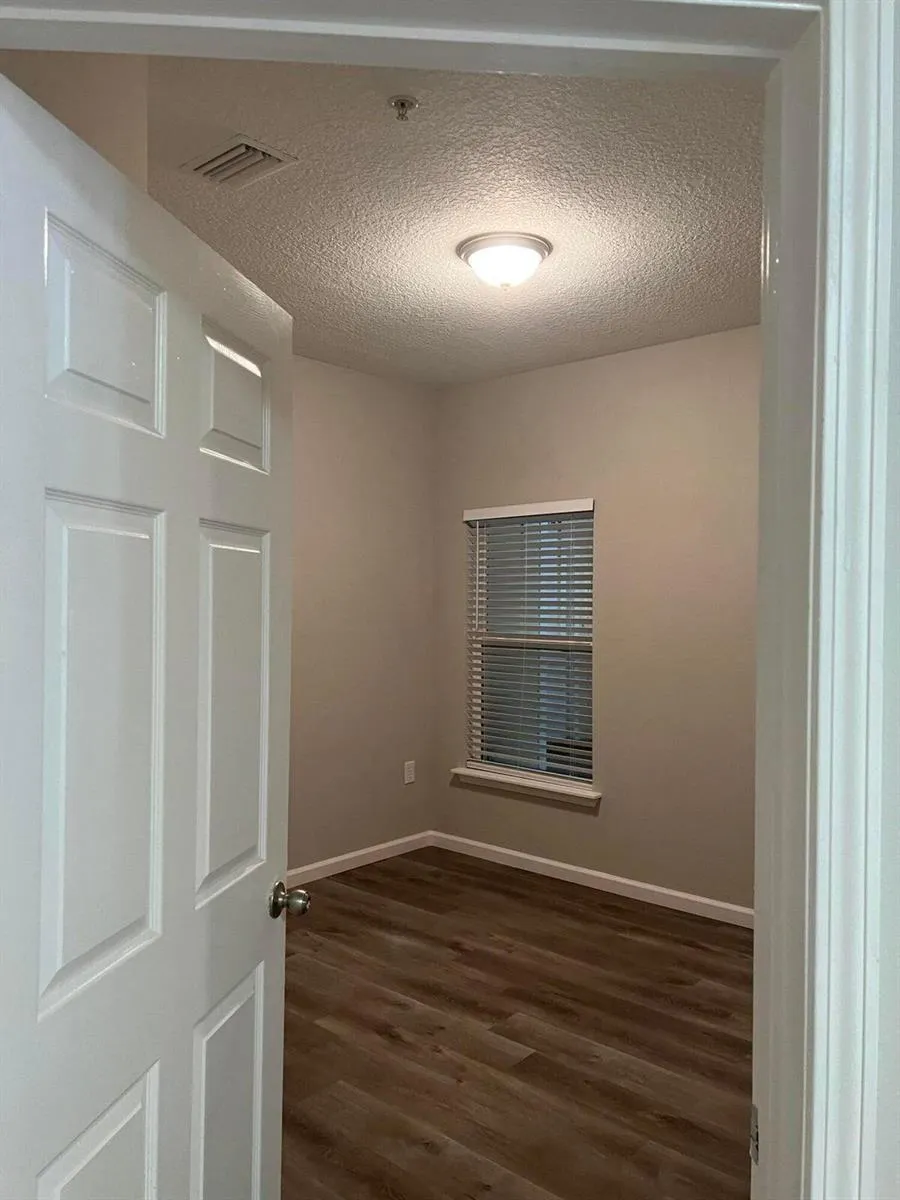 4998 Key Lime Drive #105 Jacksonville, FL 32256