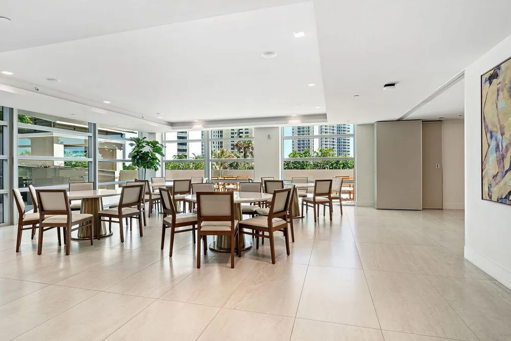 3100 Ocean Drive #1702p Singer Island, FL 33404