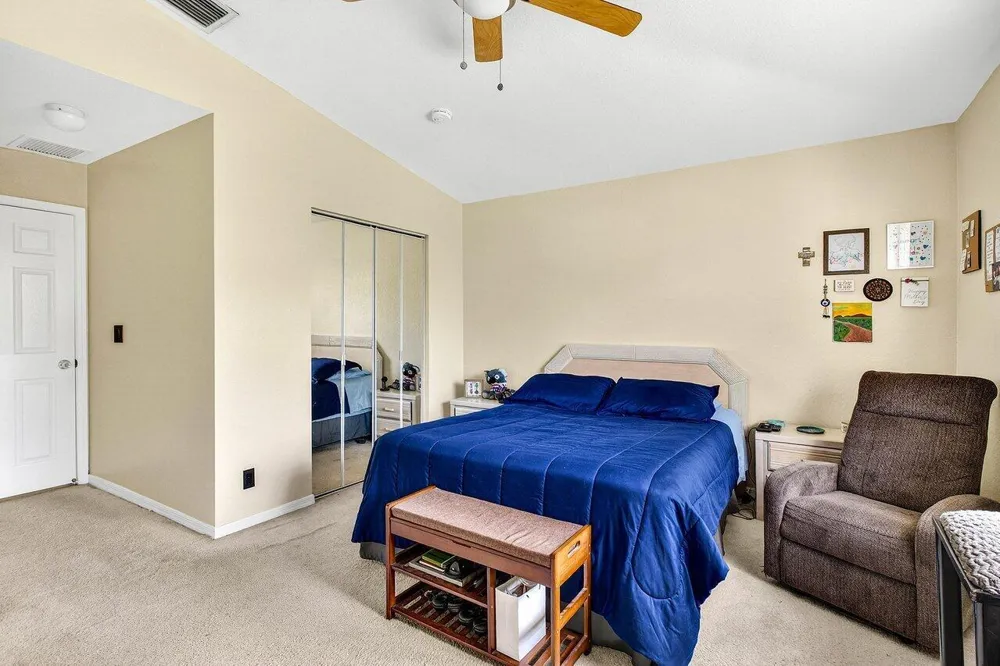 9090 NW 40th Place Sunrise, FL 33351