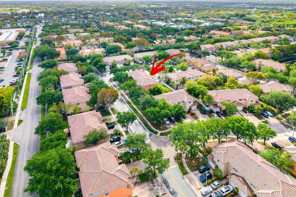9090 NW 40th Place Sunrise, FL 33351