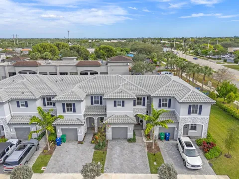 4613 NW 118th Avenue #4613