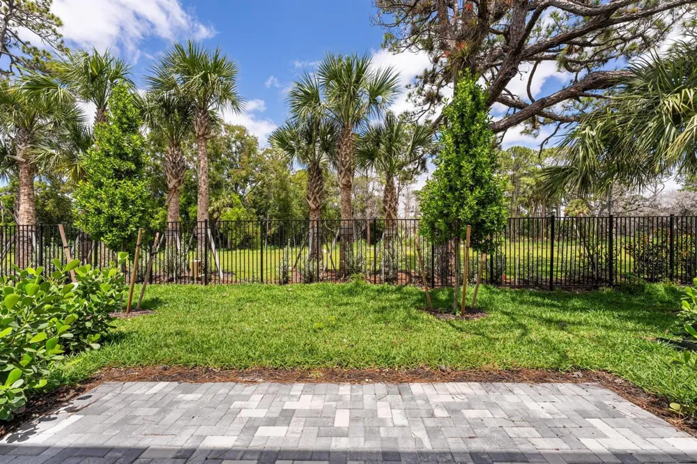 4315 Efendi Drive Lantana, FL 33462