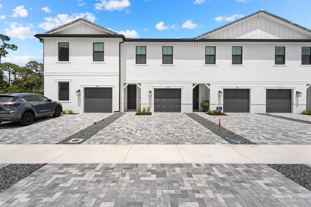 4333 Efendi Drive Lantana, FL 33462