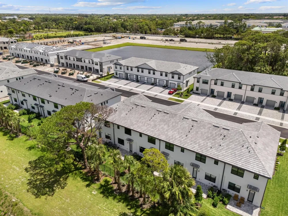 4333 Efendi Drive Lantana, FL 33462