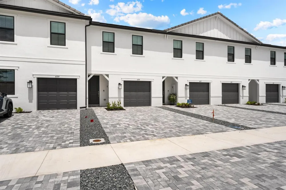 4333 Efendi Drive Lantana, FL 33462
