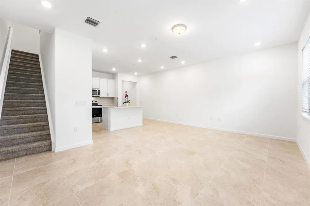 4333 Efendi Drive Lantana, FL 33462