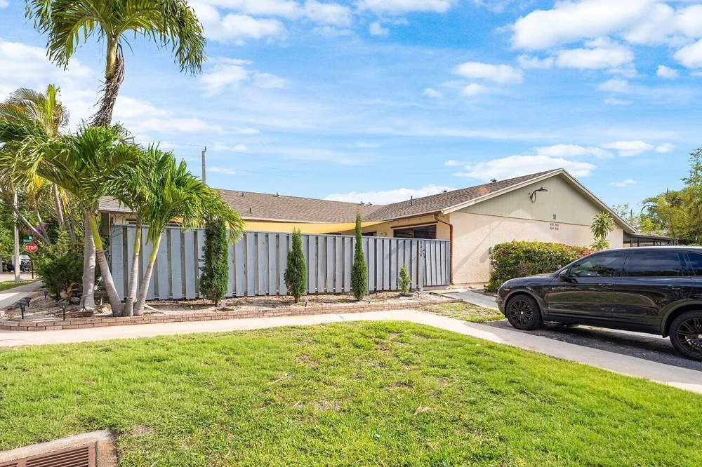 8014 Ambach Way Hypoluxo, FL 33462
