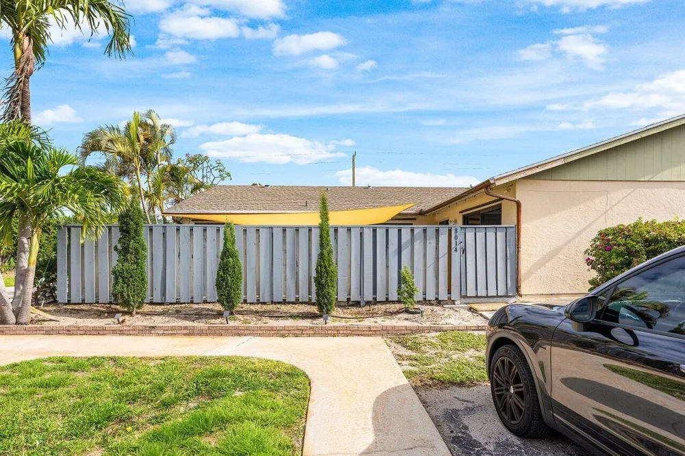 8014 Ambach Way Hypoluxo, FL 33462