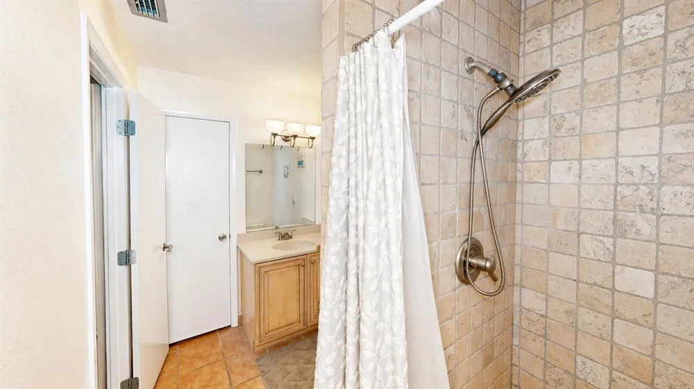 1300 Seaway Drive #D13 Fort Pierce, FL 34949