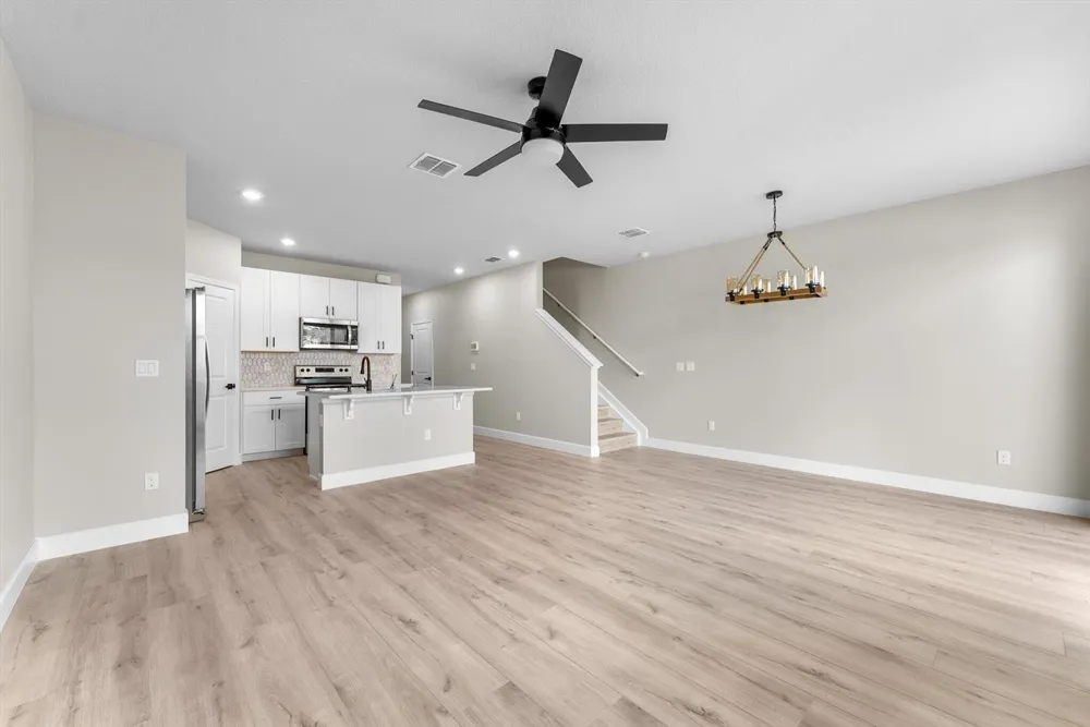 5661 Mentmore Drive Mangonia Park, FL 33407