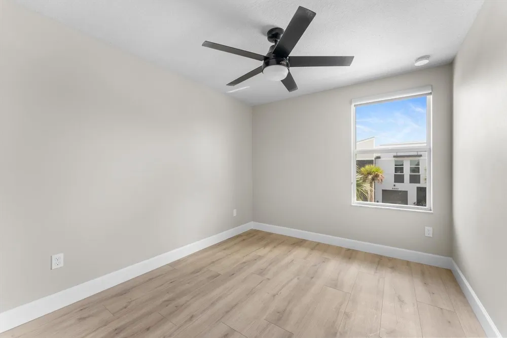 5661 Mentmore Drive Mangonia Park, FL 33407
