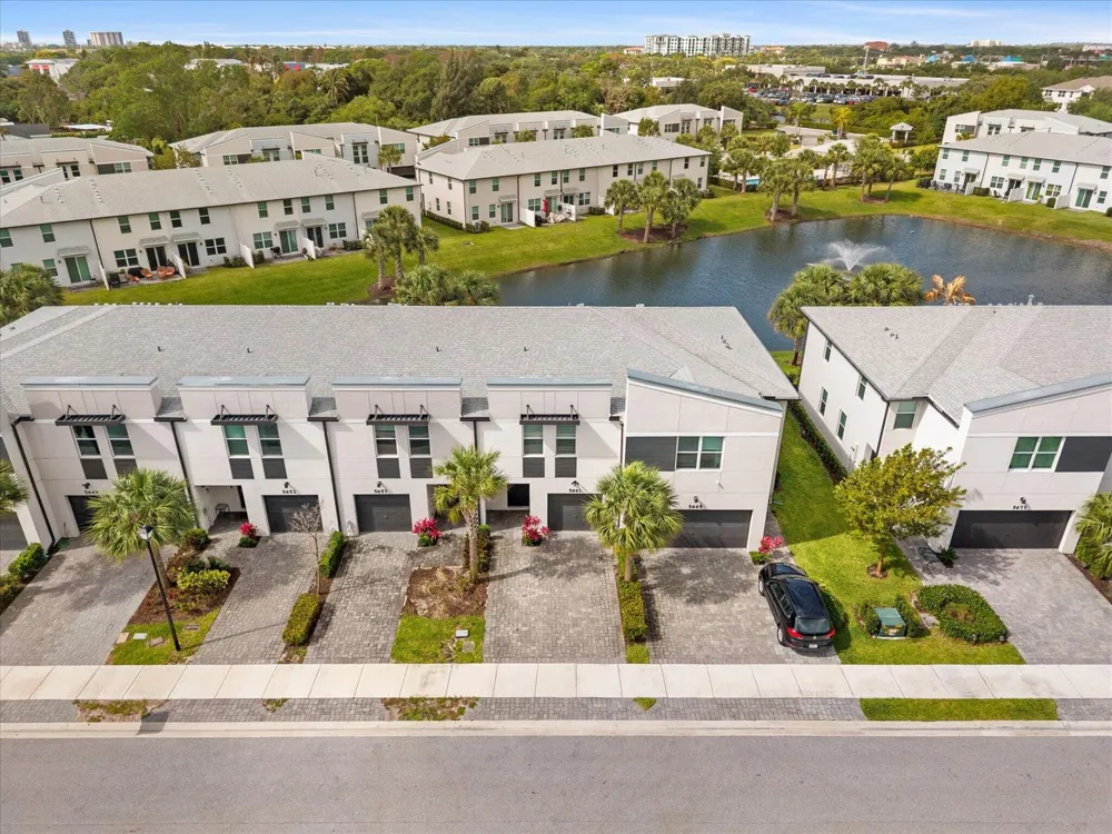 5661 Mentmore Drive Mangonia Park, FL 33407