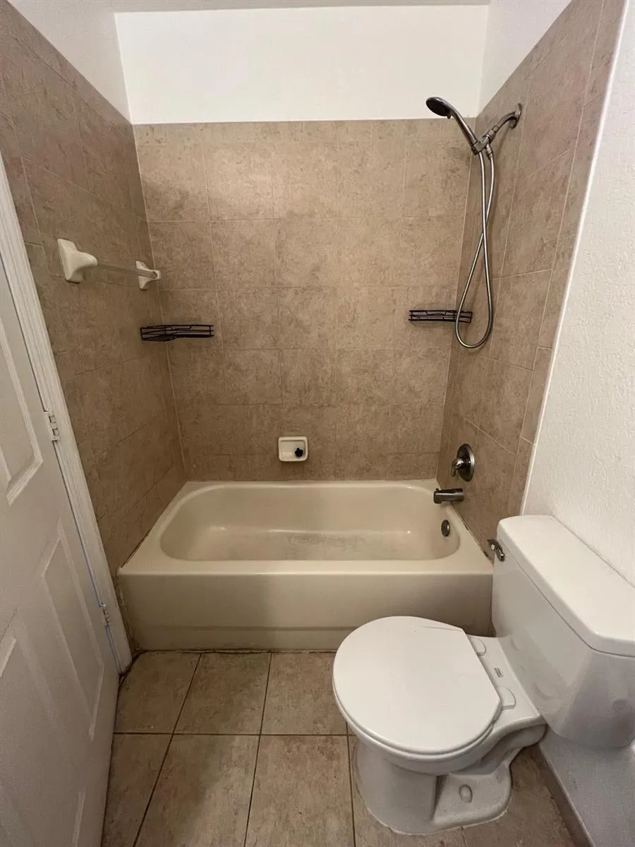 3413 Sonoma Drive Riviera Beach, FL 33404