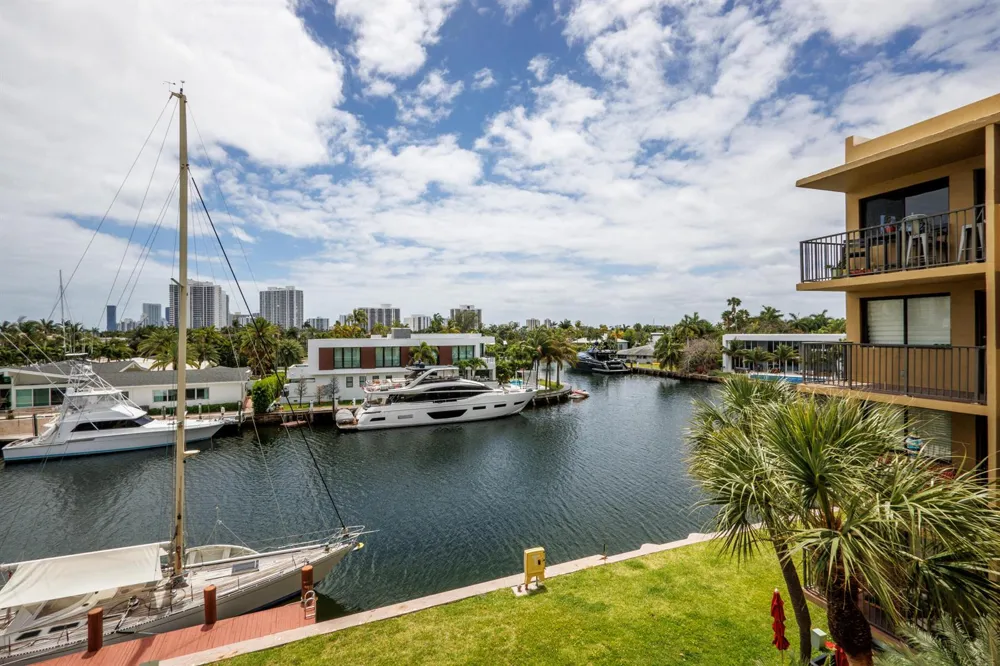 301 Golden Isles Drive #412 Hallandale Beach, FL 33009