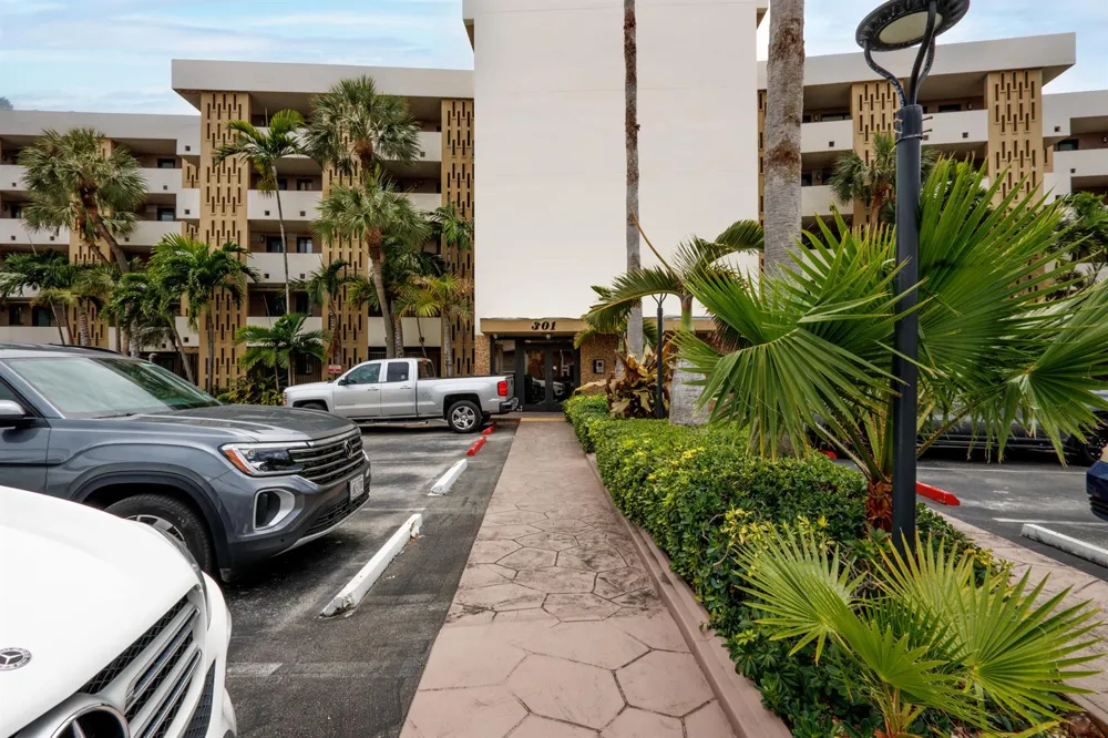 301 Golden Isles Drive #412 Hallandale Beach, FL 33009