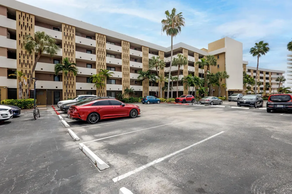 301 Golden Isles Drive #412 Hallandale Beach, FL 33009